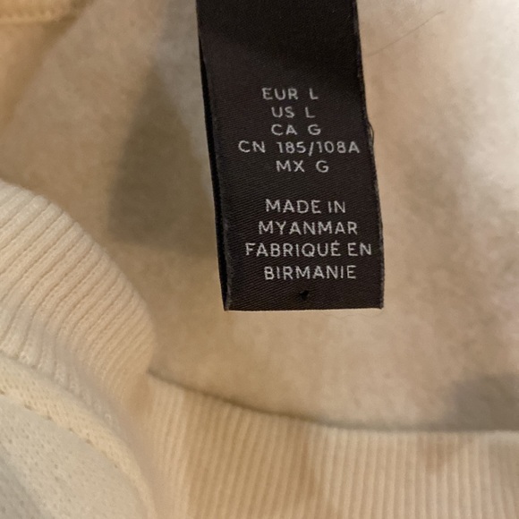 Large H&M crew neck - Picture 3 of 3